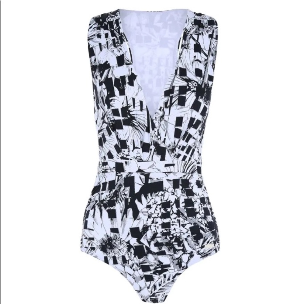 Sunseeker Monocromatic One Piece Swimsuit